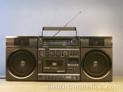 Sanyo CD3 - BOOMBOX GHETTO BLASTER -AM/FM stereo, cassette bad