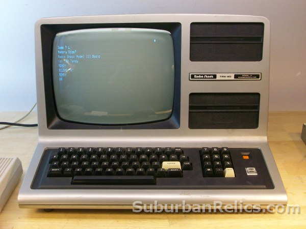 TRS-80 Model III - 1980's Computer -32K w/serial interface, good - Click Image to Close