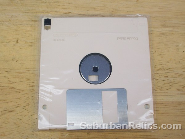 Amiga computer floppy disc - STARBOARD 2 - MicroBiotics, 1985 - Click Image to Close