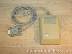 Apple model M0100 - COMPUTER MOUSE - tested good, made in Japan